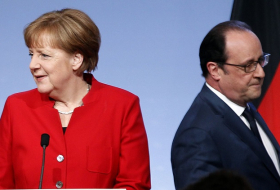 Hollande y Merkel acuerdan reforzar la frontera griega con 600 nuevos funcionarios